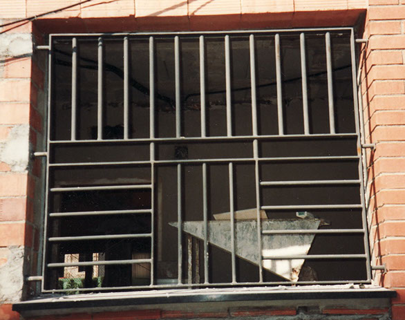 Reja montada en San Boi de Llobregat, El Prat de Llobregat, Barcelona, Cornellá, Hospitalet... 